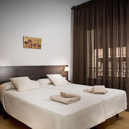 Classbedroom Gaudi Apartments 巴塞罗那 客房 照片