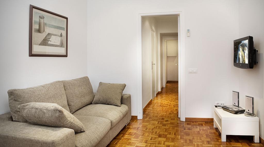 Classbedroom Gaudi Apartments 巴塞罗那 客房 照片