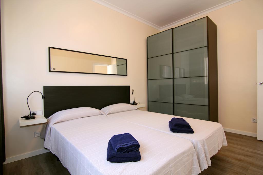 Classbedroom Gaudi Apartments 巴塞罗那 客房 照片